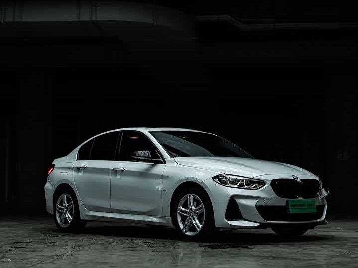 BMW 1 серии 120i III (F52) Рестайлинг