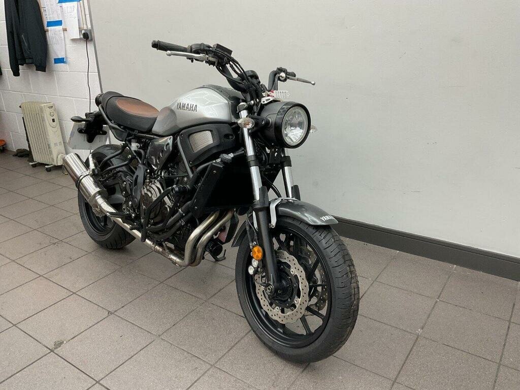 Yamaha XSR700