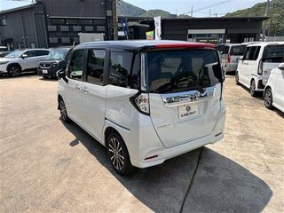 2026 Toyota Roomy I Рестайлинг, белый, 1340009 рублей, вид 5