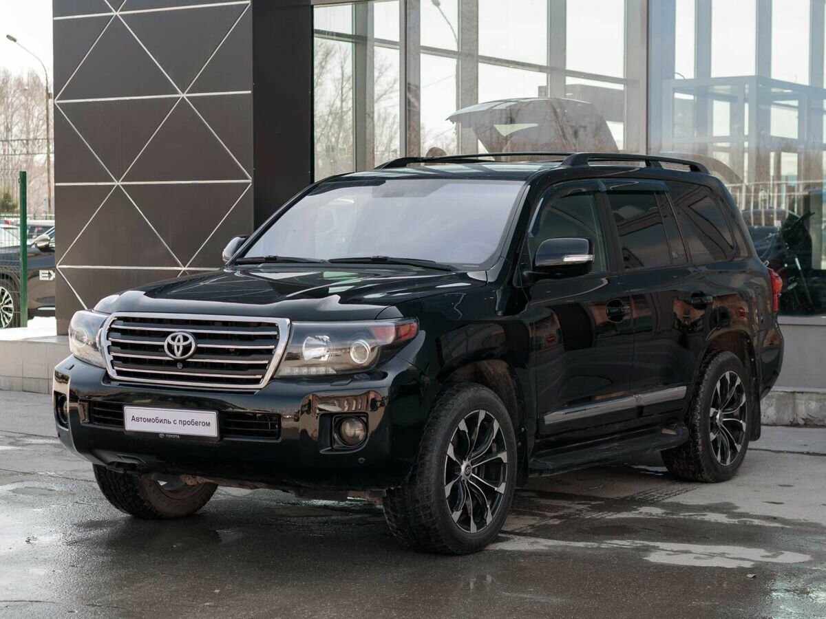 Toyota Land Cruiser 200 Series Рестайлинг 1
