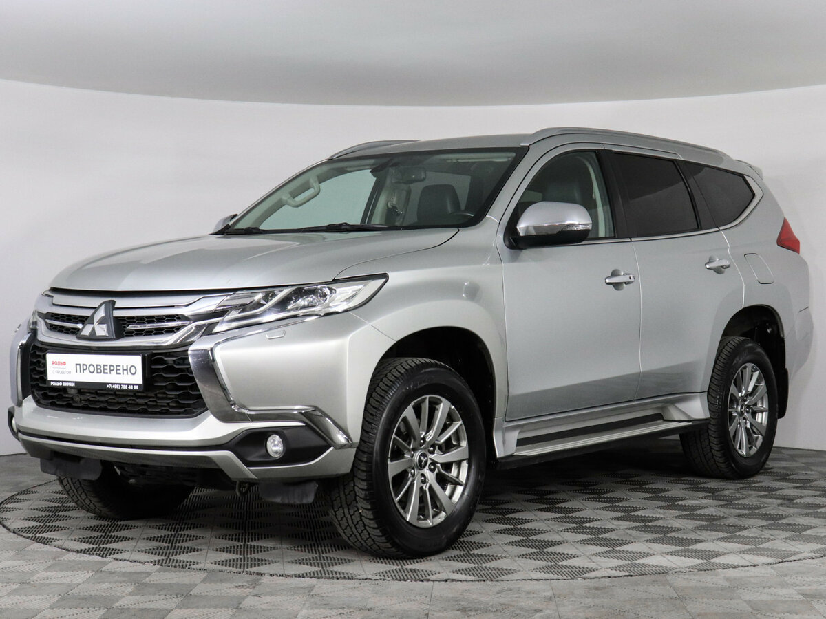 Mitsubishi Pajero Sport III