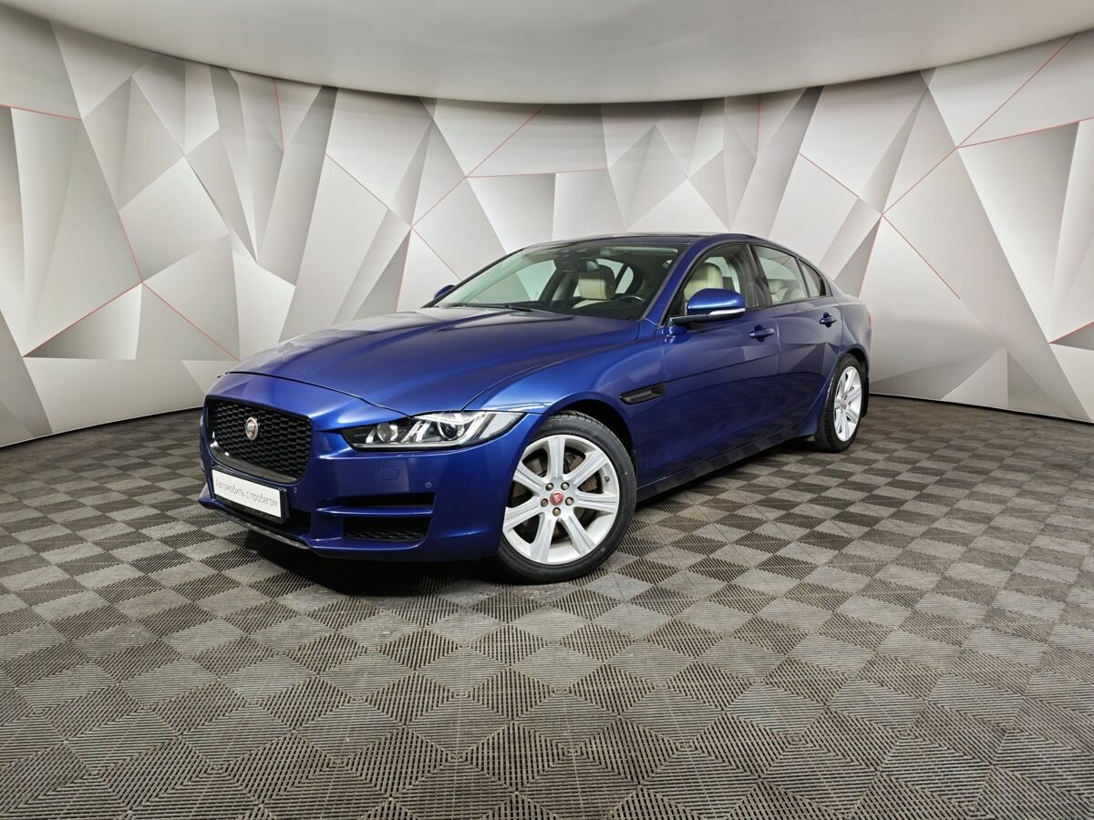 Jaguar XE I