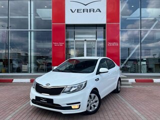 2015 Kia Rio III Рестайлинг, белый, 1100000 рублей, вид 1
