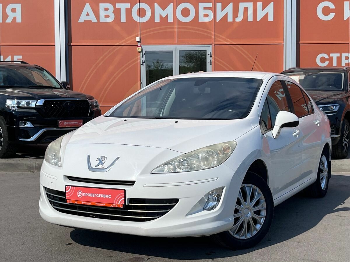 Peugeot 408 I