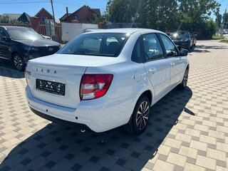 2026 Lada (ВАЗ) Granta I Рестайлинг, белый, 1290000 рублей, вид 4