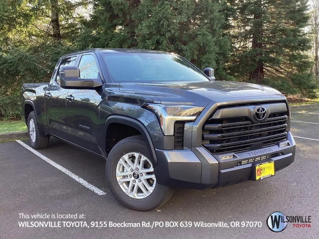 Toyota Tundra Crew Max CrewMax III