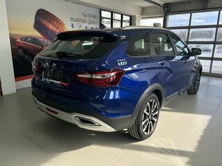 2026 Lada (ВАЗ) Vesta SW Cross I Рестайлинг (NG), синий, 2043000 рублей, вид 4