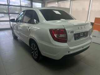 2026 Lada (ВАЗ) Granta I Рестайлинг, белый, 1290000 рублей, вид 5