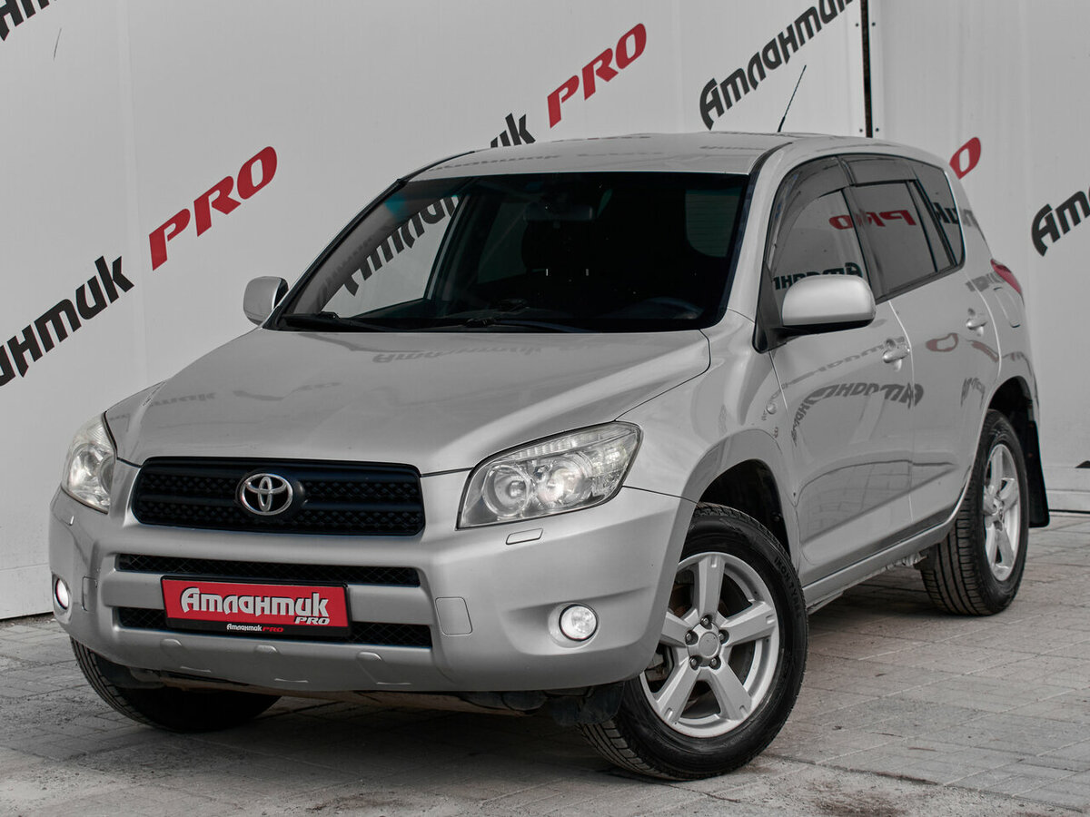 Toyota RAV4 III (XA30)