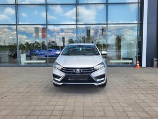 2026 Lada (ВАЗ) Vesta I Рестайлинг (NG), серебристый, 1755000 рублей, вид 2