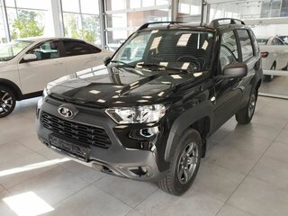 2024 Lada (ВАЗ) Niva I Рестайлинг (Travel), чёрный, 1527000 рублей, вид 1