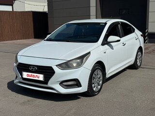 2017 Hyundai Solaris II, белый, 725000 рублей, вид 1