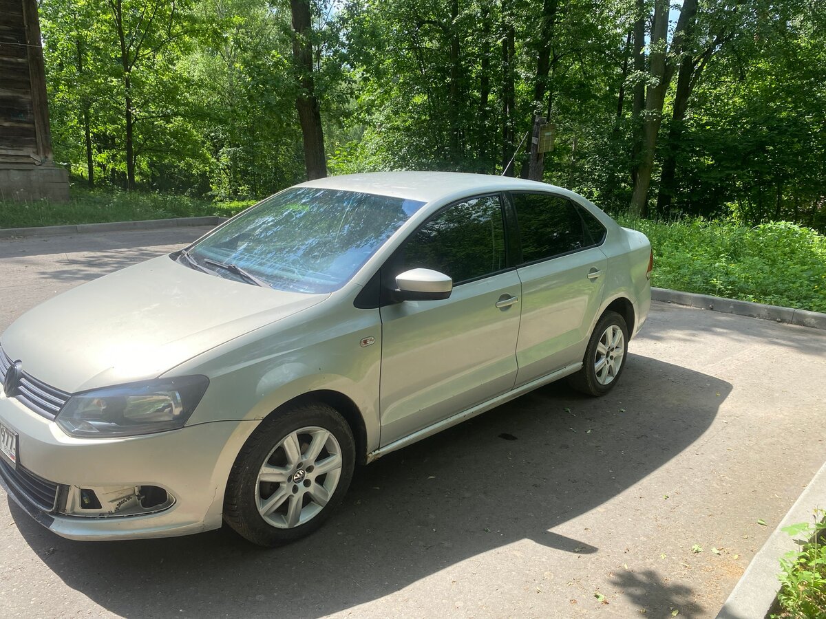VW Polo 2011 Silver Leaf