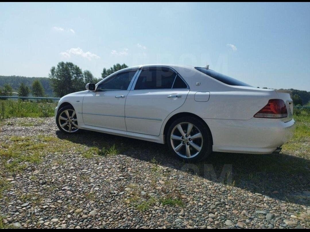 Toyota Crown 2004 3 0