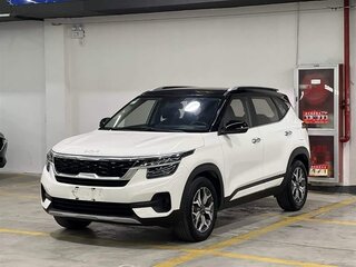 2022 Kia KX3, белый, 1599999 рублей, вид 1