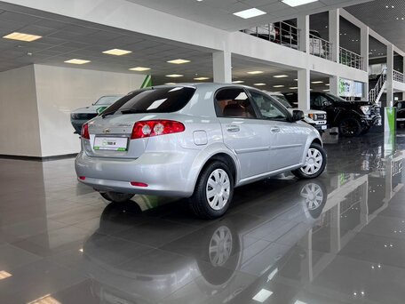 2011 Chevrolet Lacetti I, серебристый, 550000 рублей, вид 2