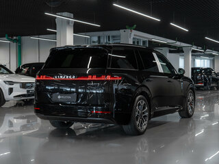 2025 Lynk & Co 900, чёрный, 7760000 рублей, вид 5