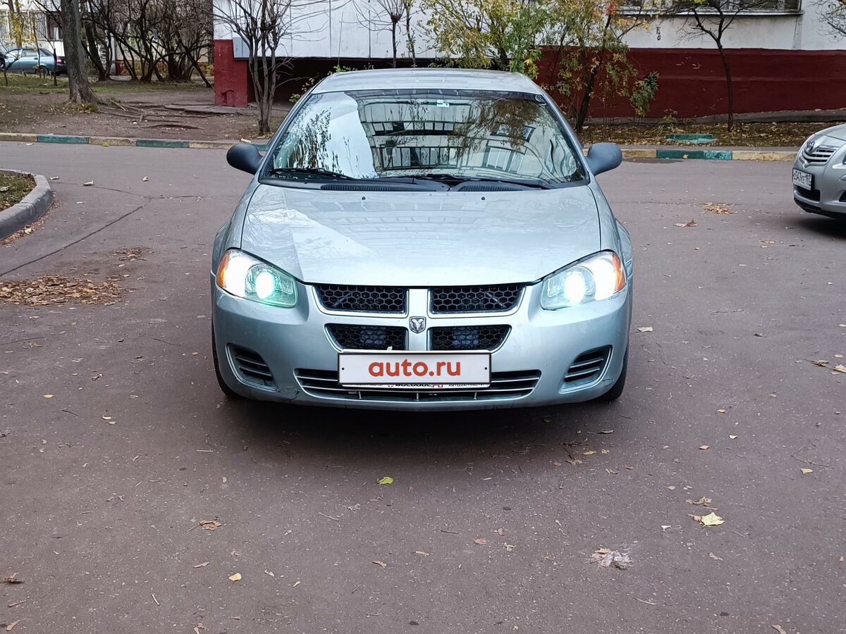 Додж стратус седан