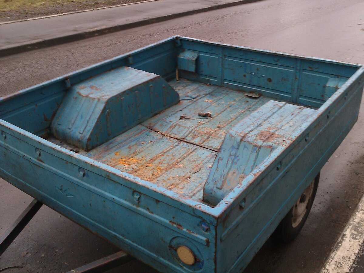 Прицеп для легкового автомобиля старого образца