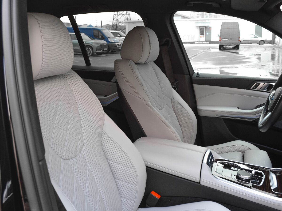 BMW X5 - фото 14
