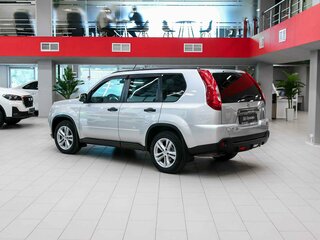 2011 Nissan X-Trail II Рестайлинг, серебристый, 1050000 рублей, вид 4