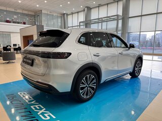 2025 Geely EX5 EM-i, белый, 3669990 рублей, вид 3