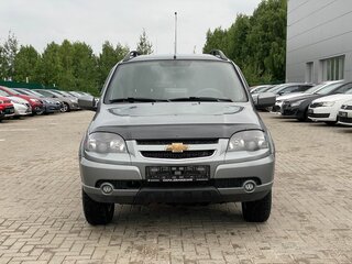 2016 Chevrolet Niva I Рестайлинг, серый, 700000 рублей, вид 2