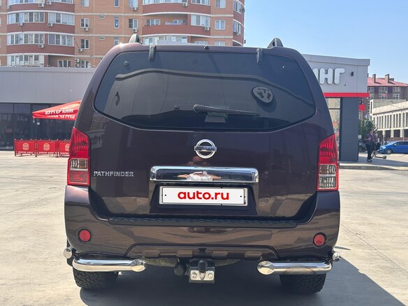 2011 Nissan Pathfinder III Рестайлинг, коричневый, 1880000 рублей - вид 4