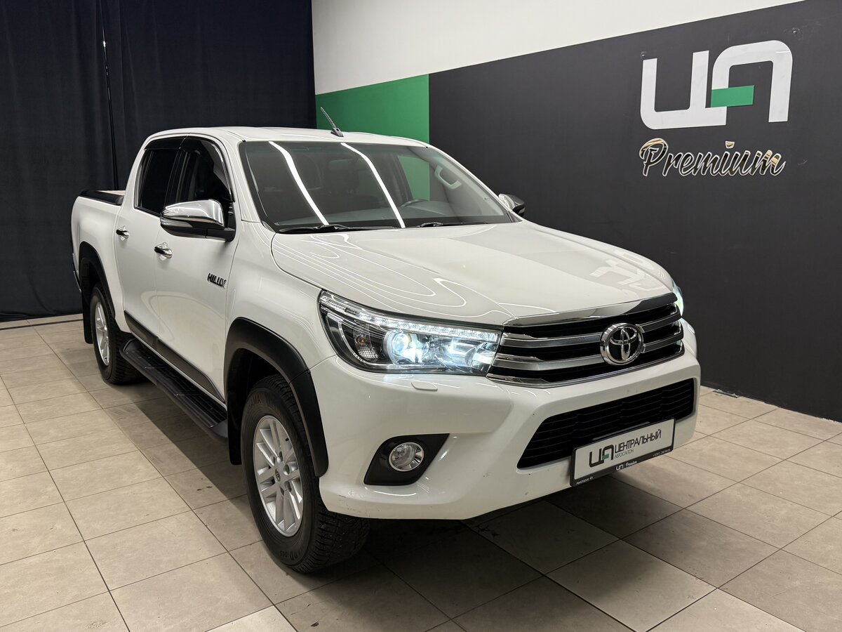 Toyota Hilux VIII