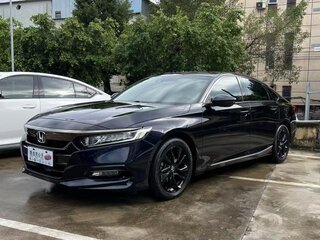 2021 Honda Accord X Рестайлинг, чёрный, 1700000 рублей, вид 1