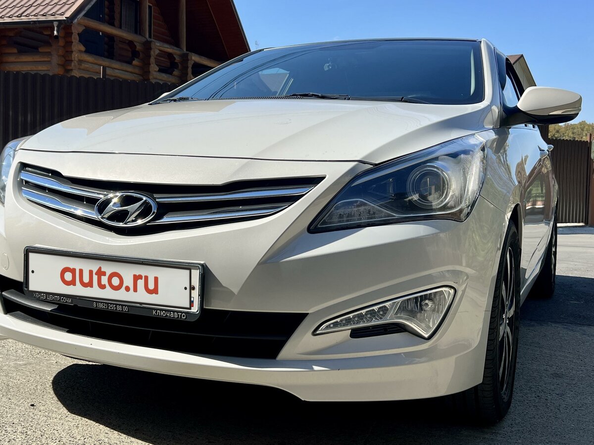 Купить б/у Hyundai Accent IV 1.6 AT (123 л.с.) бензин автомат в Сочи ...