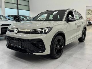 2026 Volkswagen Tiguan L Pro III (China Market), бежевый, 4899000 рублей, вид 1