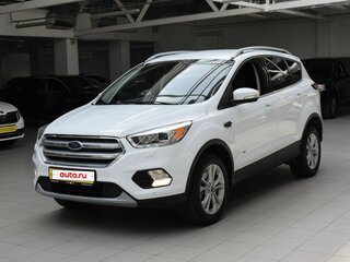 2017 Ford Kuga II Рестайлинг, белый, 1530000 рублей, вид 3