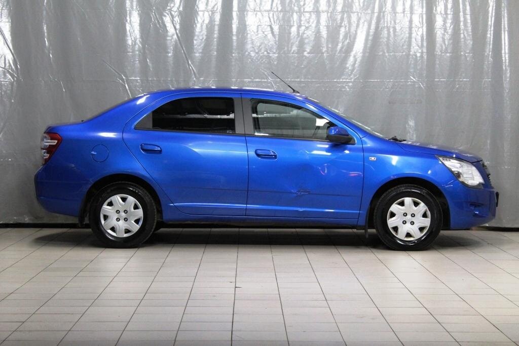 Chevrolet Cobalt 2013 синий