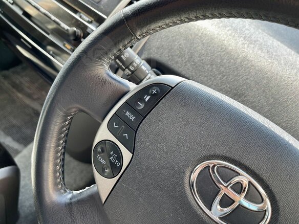 2007 Toyota Prius II Рестайлинг (XW20), серый, 1100000 рублей - вид 22