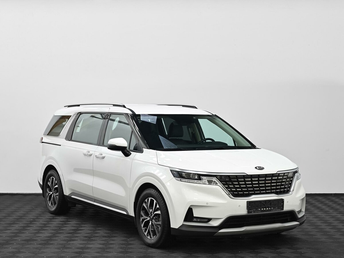 Kia Carnival IV