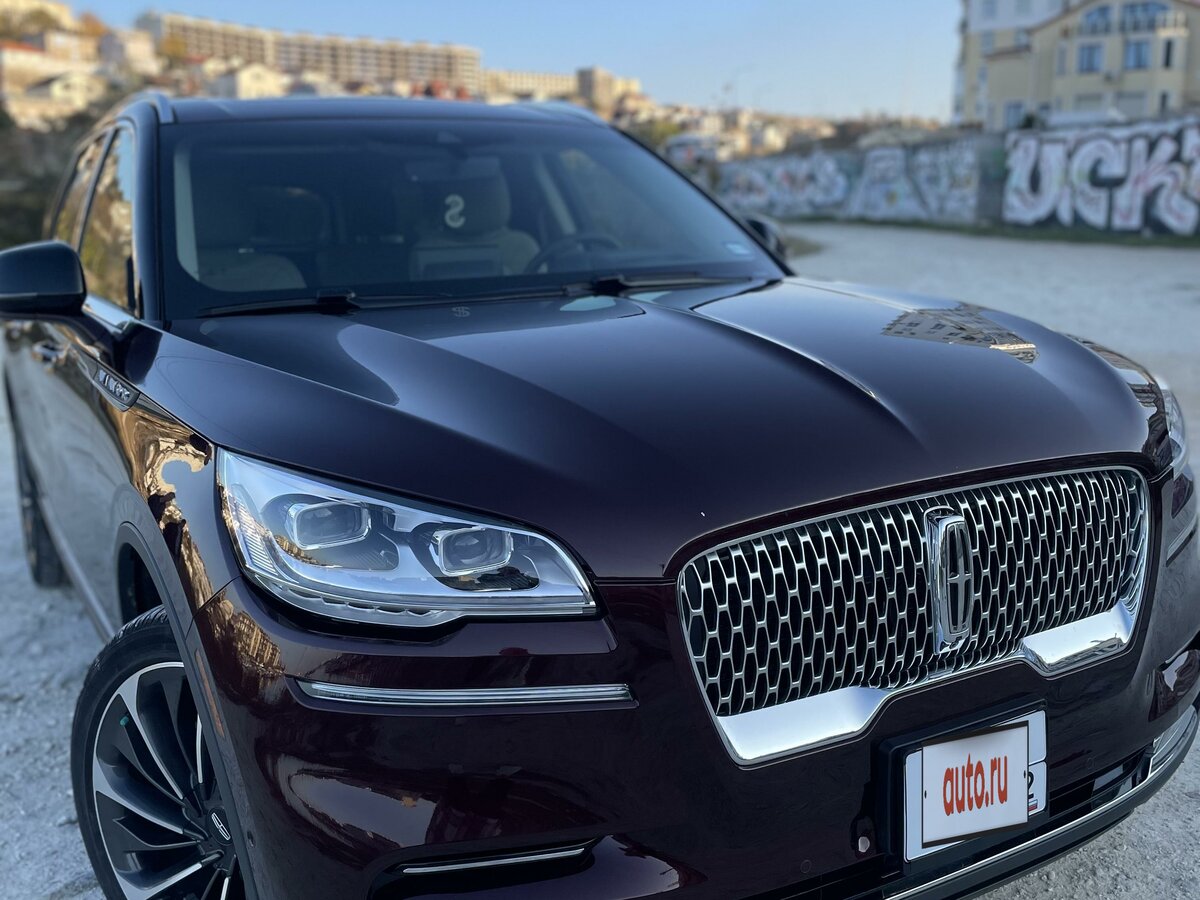Автомобиль авиатор линкольн