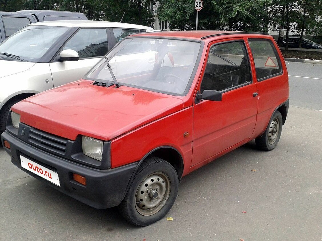 Оранжевый Ока ВАЗ 1111