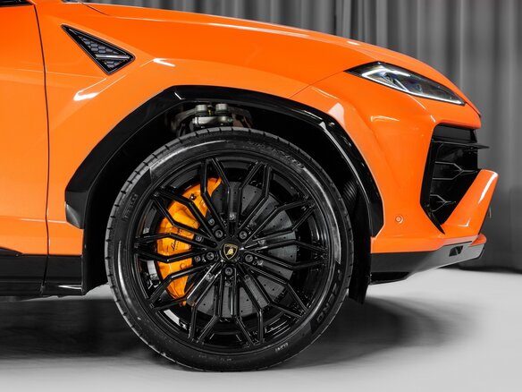 2025 Lamborghini Urus SE I Рестайлинг, оранжевый, 53633300 рублей - вид 13