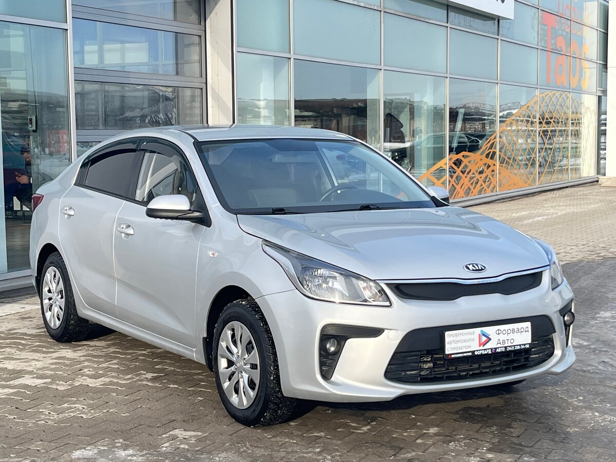 Купить б/у Kia Rio IV 1.4 MT (100 л.с.) бензин механика в Перми ...