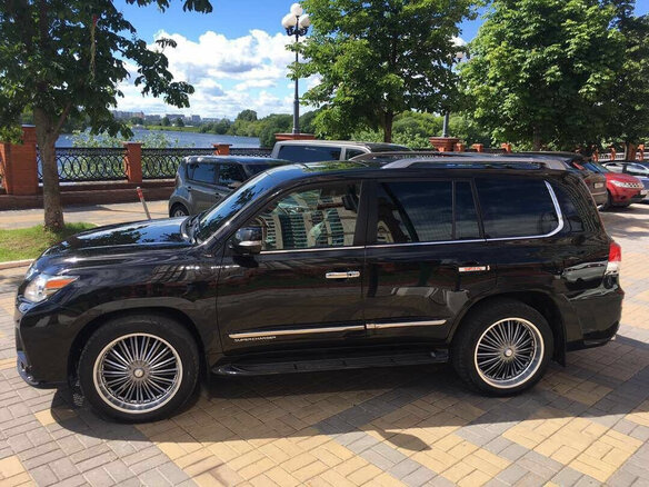 2015 Lexus LX 570 III Рестайлинг, чёрный - вид 7
