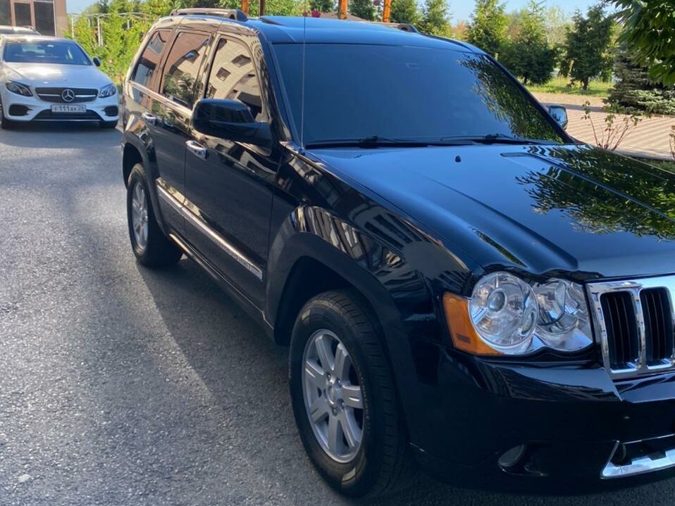 Купить б/у Jeep Grand Cherokee III (WK) 5.7 AT (326 л.с.) 4WD бензин