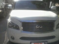 2013 Infiniti QX80 I, белый - вид 2