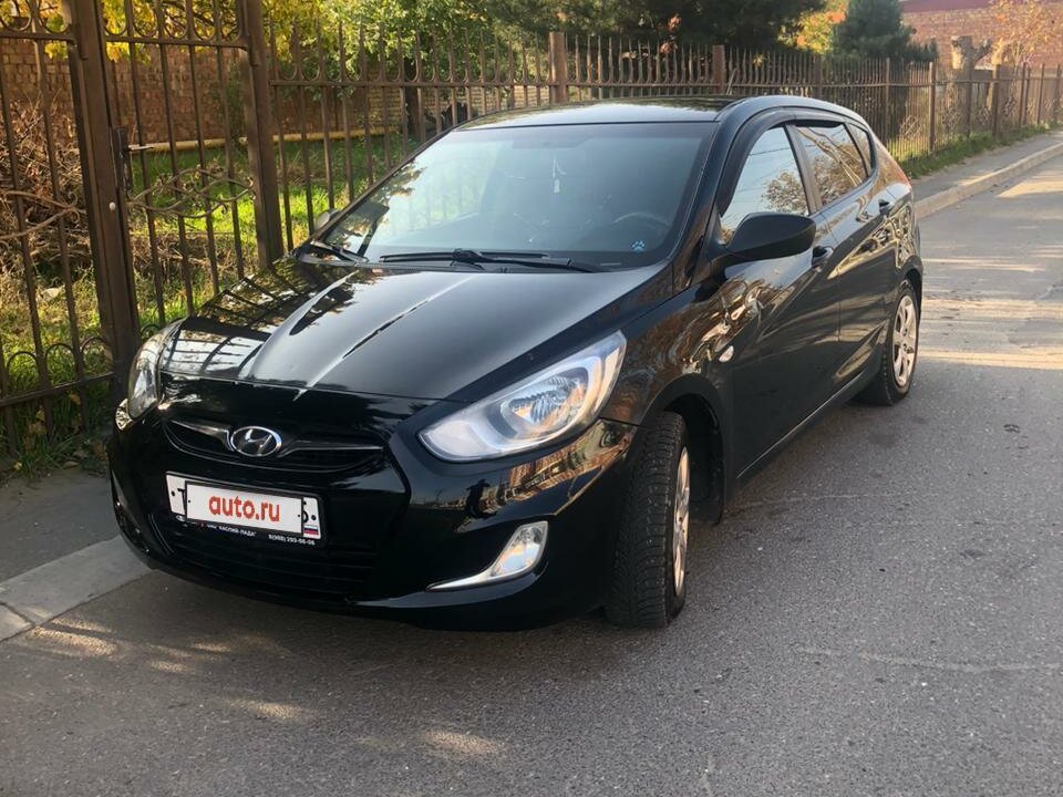 Купить б/у Hyundai Solaris I 1.4 MT (107 л.с.) бензин механика в ...