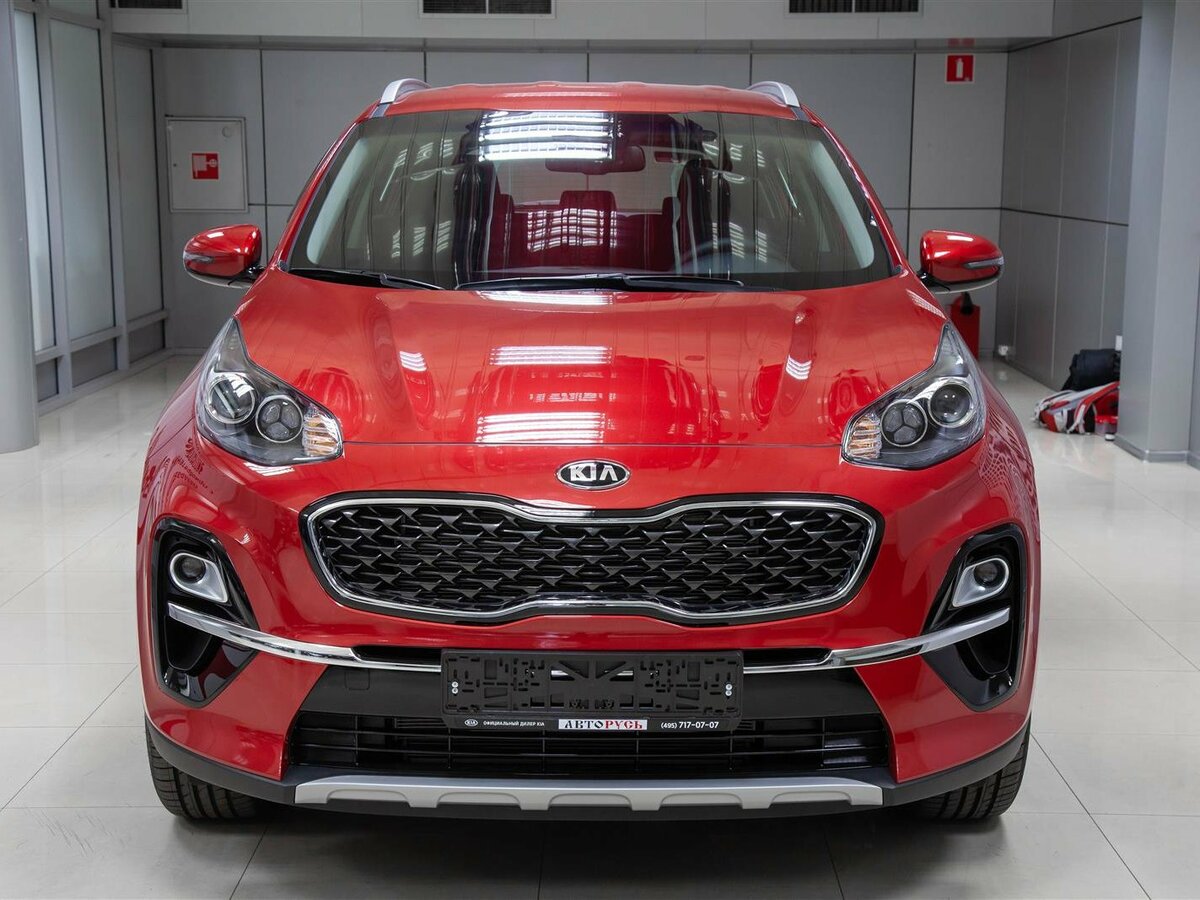 Kia Sportage 2019 красный