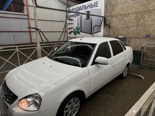 2016 Lada (ВАЗ) Priora I Рестайлинг, белый, 690000 рублей, вид 1