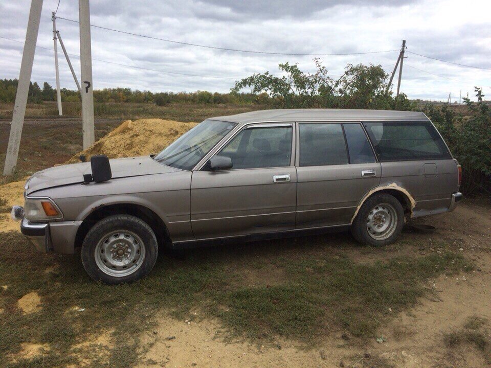 Toyota Crown универсал