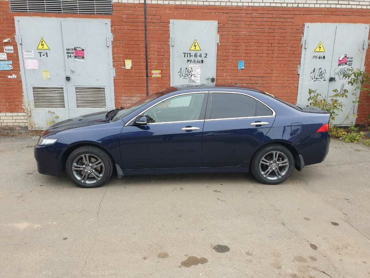 Купить б/у Honda Accord VII Рестайлинг 2.4 AT (190 л.с.) бензин автомат ...