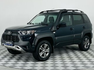 2023 Lada (ВАЗ) Niva I Рестайлинг (Travel), зелёный, 1190000 рублей, вид 1