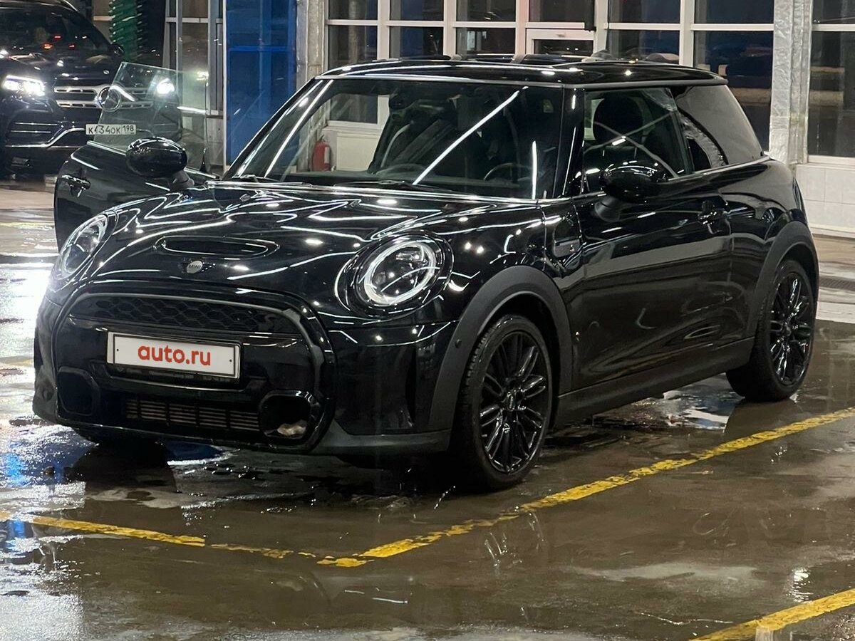 Купить б/у Mini Hatch III (F55/F56) Рестайлинг 2 Cooper S 2.0 AMT (192 ...